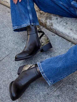 Belluci Boots in Schwarz Outlet