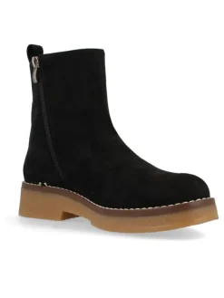 Wrangler Boots