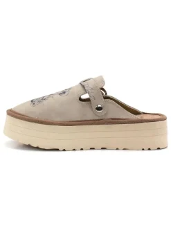 Calceo Clogs in Beige