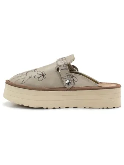 Calceo Clogs in Beige Discount