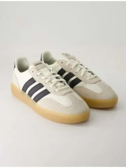 adidas Fitnessschuhe in Beige Hot