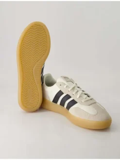 adidas Fitnessschuhe in Beige Hot
