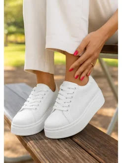 Bellucci Sneakers in Weiß>Damen Sneakers