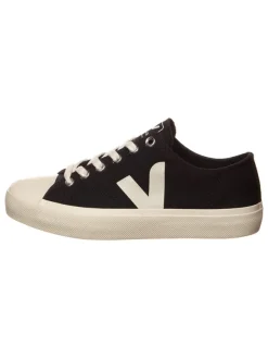 Veja Sneakers "Wata II Low" in Schwarz/ Creme