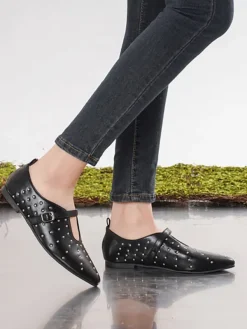 C'M Spangenballerinas in Schwarz Clearance
