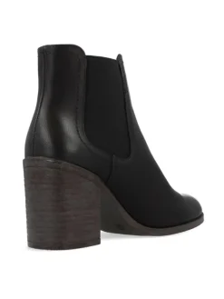 Wrangler Stiefeletten "Jolissa" in Schwarz Outlet