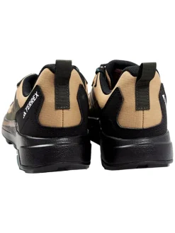 adidas Wanderschuh in Braun><noscript><img width=